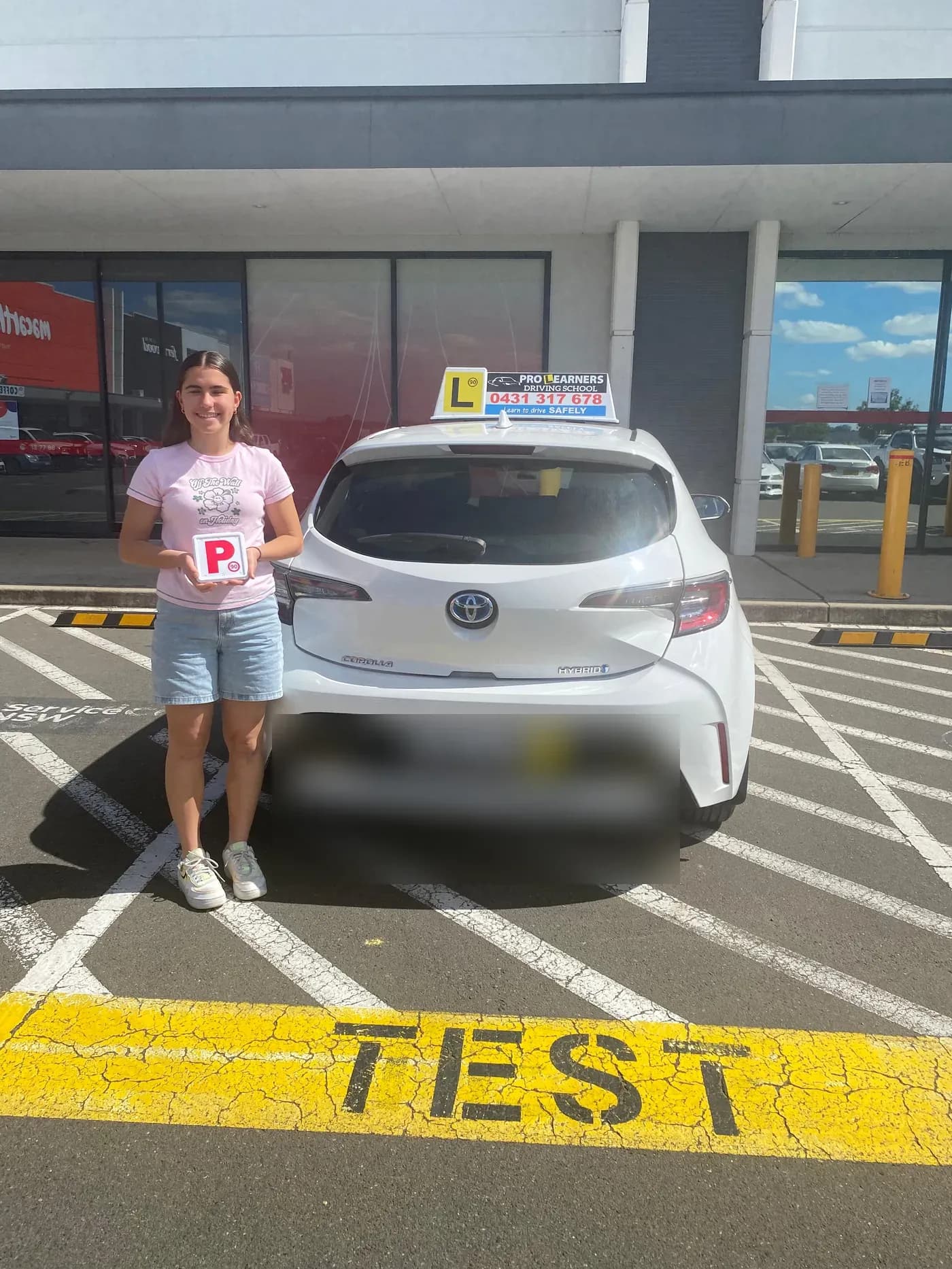 Automatic driving lessons in Sydney with Pro Learners